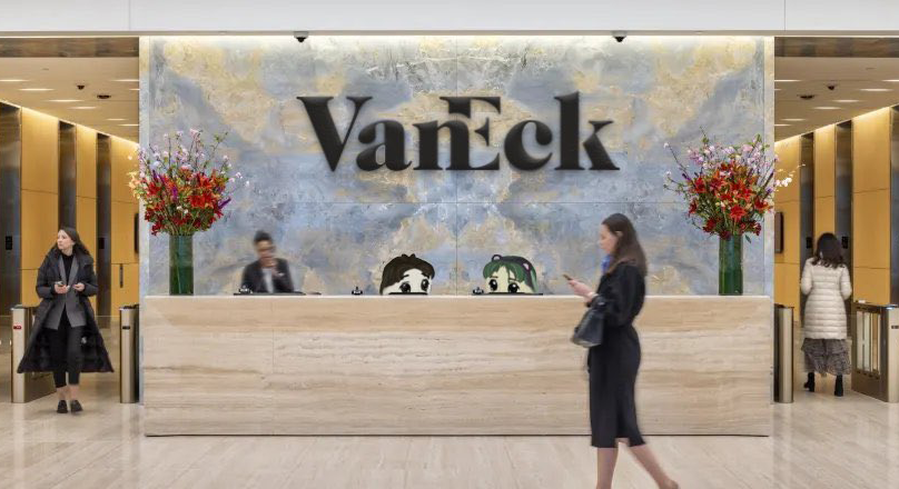 VanEck Cuts Bitcoin ETF Fee to Zero in a Bid to Attract Inflows